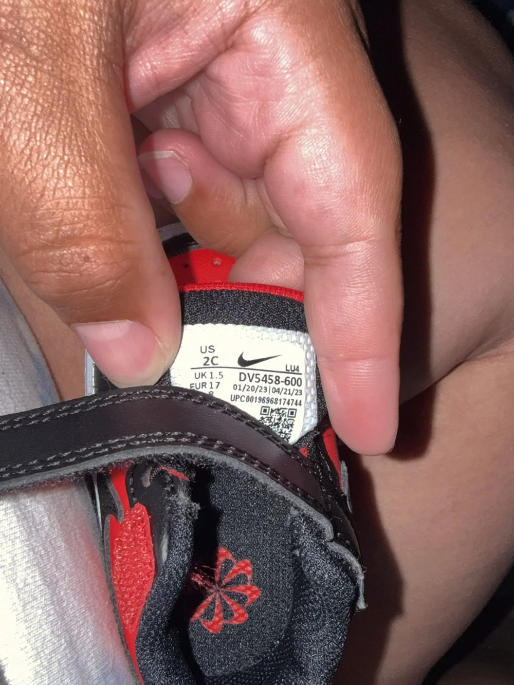 Nike Toddler Red and Black Hook-and-Loop Sneakers